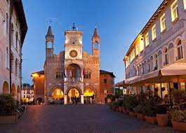 Parrucchieri per capelli ricci Pordenone