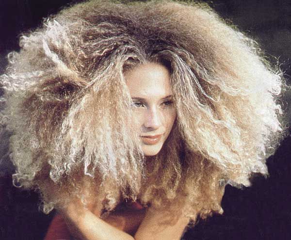 Rimedi capelli crespi