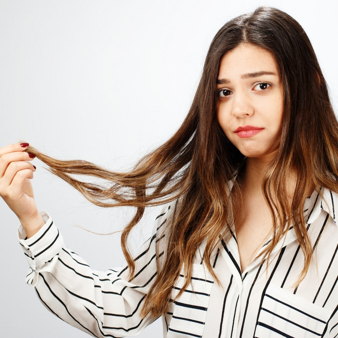 capelli secchi e sfibrati